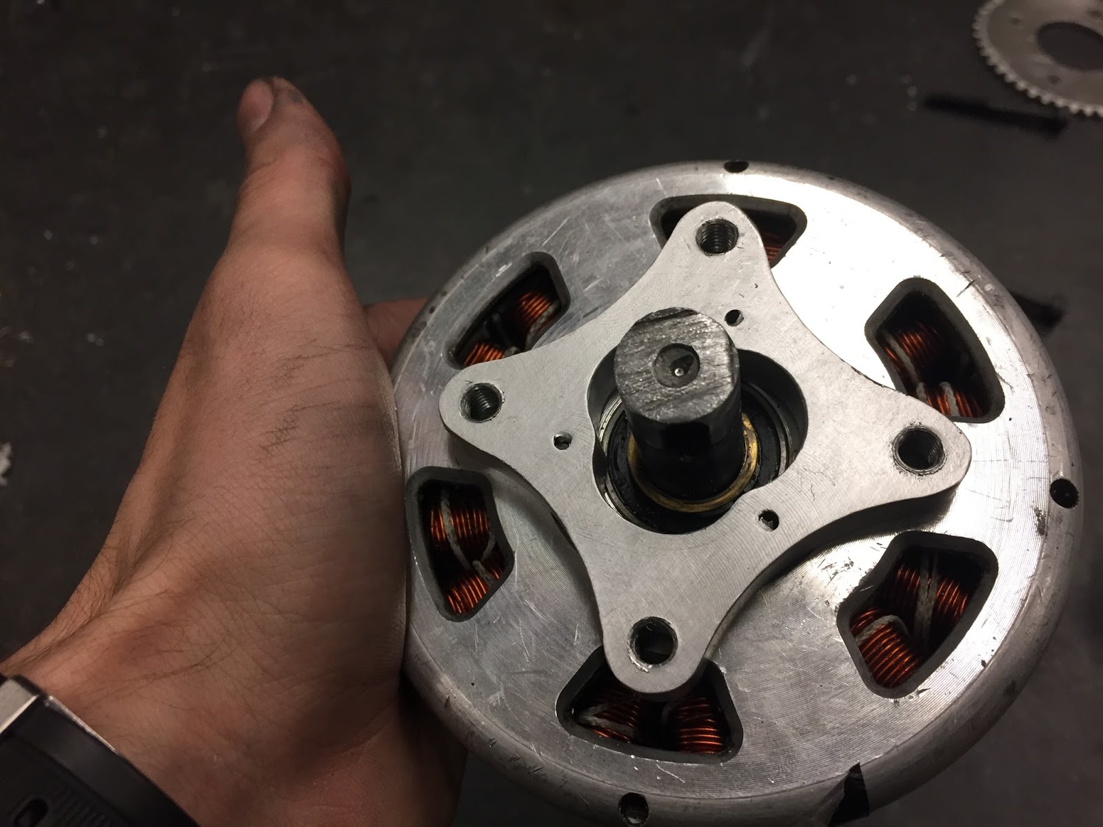 The adapter on the motor